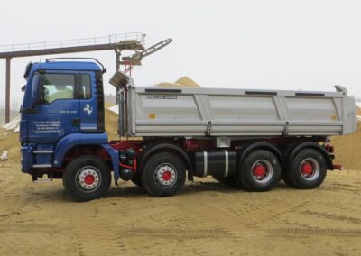 LKW 4-Achser PA-UA 465 (Bordmatic 3-Seiten-Kipper)