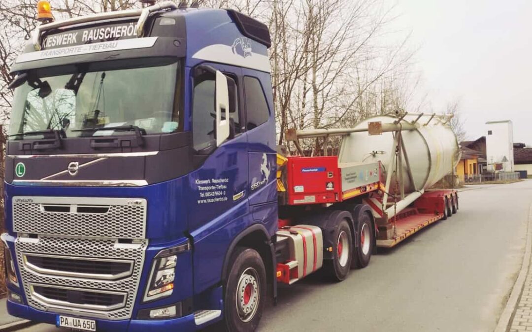 Flachgelegt – Silotransport