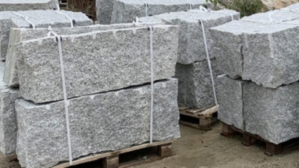Granit-Blöcke 40x40x60-130_1704_1