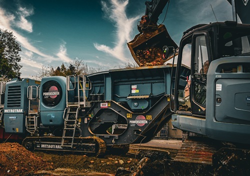 Kieswerk Rausch&ouml;d - Erst der Abbruch dann der Abtransport.